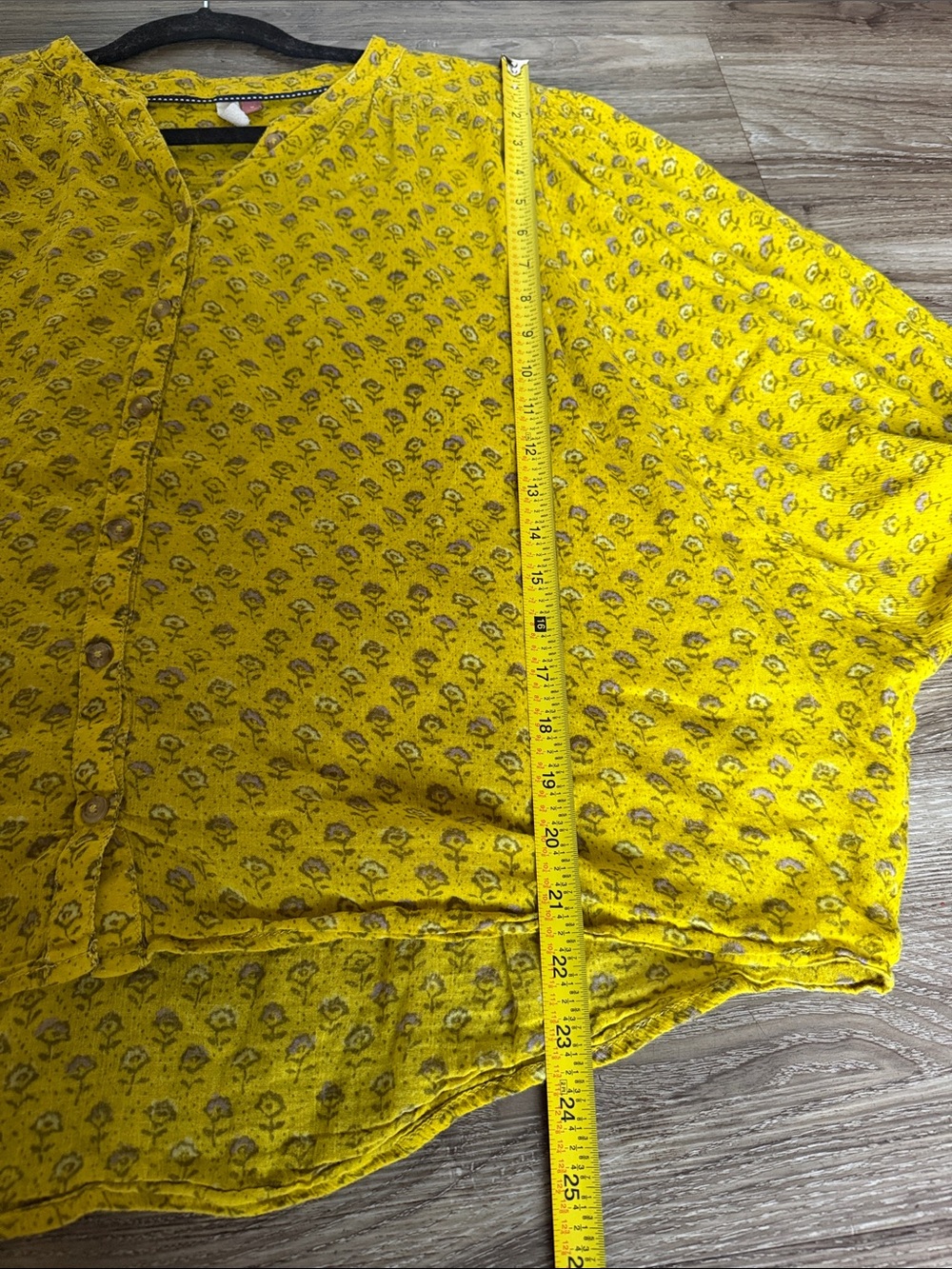 Anthropologie Pilcro Printed Batwing Floral Button-Front Blouse Size: M - Picture 9 of 9